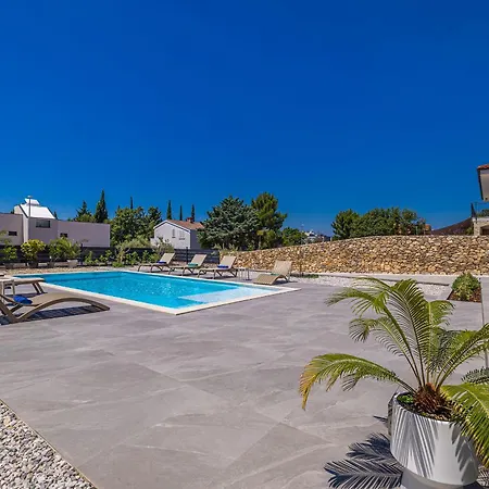 Adria Moments With Private Pool Villa Pinezici (Krk)