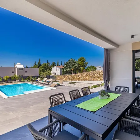Adria Moments With Private Pool Villa Pinezici (Krk)