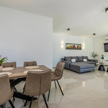 Villa Adria Moments With Private Pool *